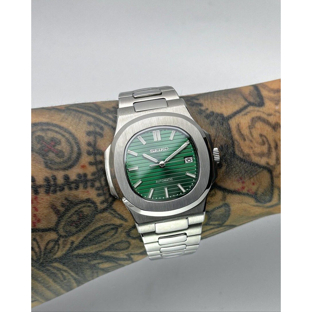 Custom Seiko Mod • Sunburst Green Nautilus • 40mm
